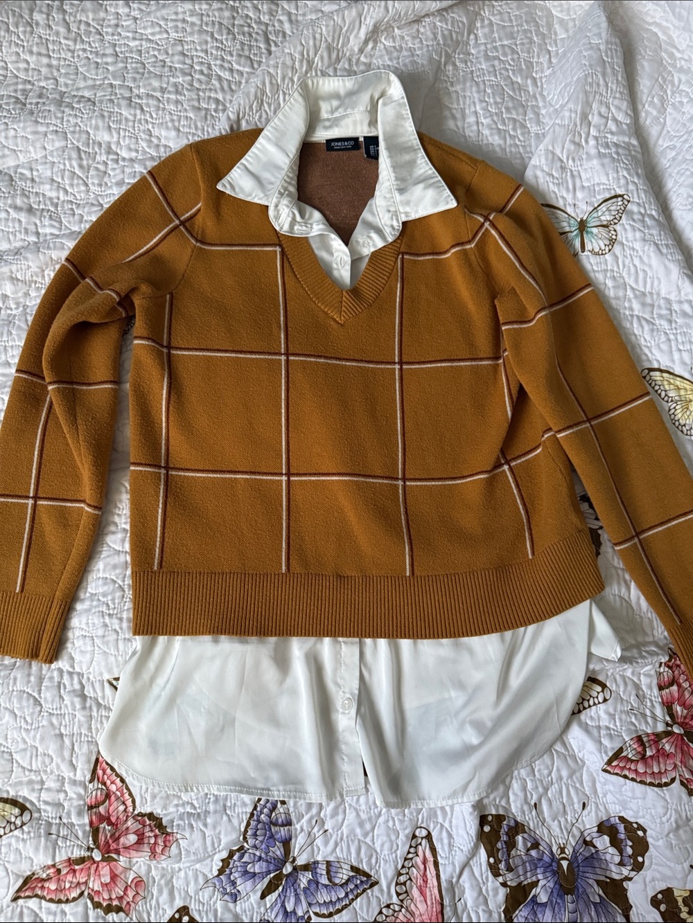 Checked V-Neck Sweater in Mustard